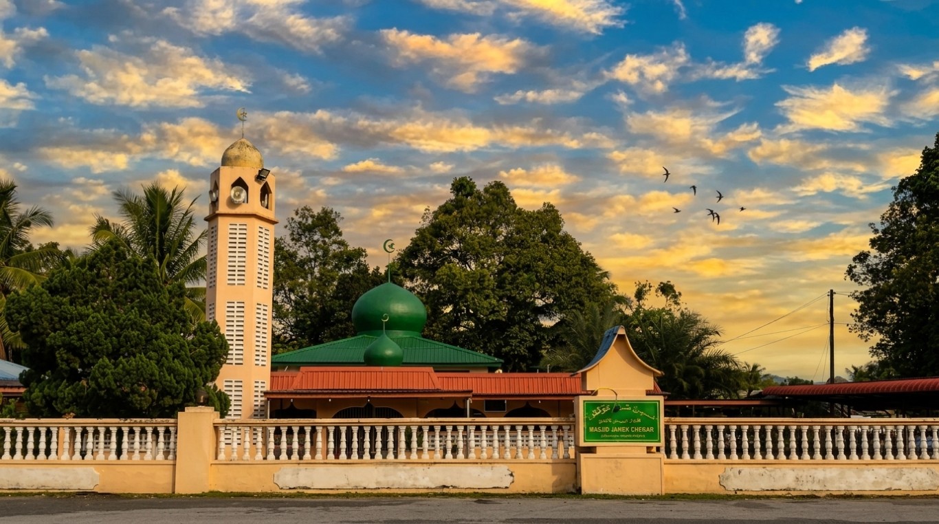 MASJID KARIAH SERI MUNGKAL in Negeri Sembilan