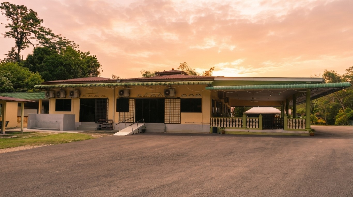MASJID KG BEHRANG HULU in Perak