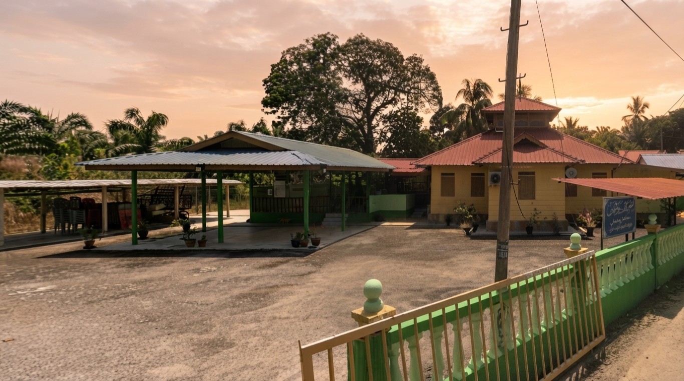 MASJID KG PASIR JENERIS in Perak