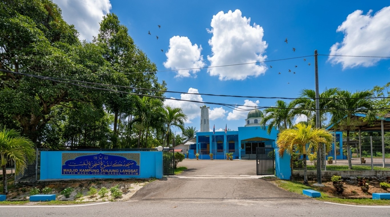 MASJID KG TANJUNG RESANG gallery image in Johor
