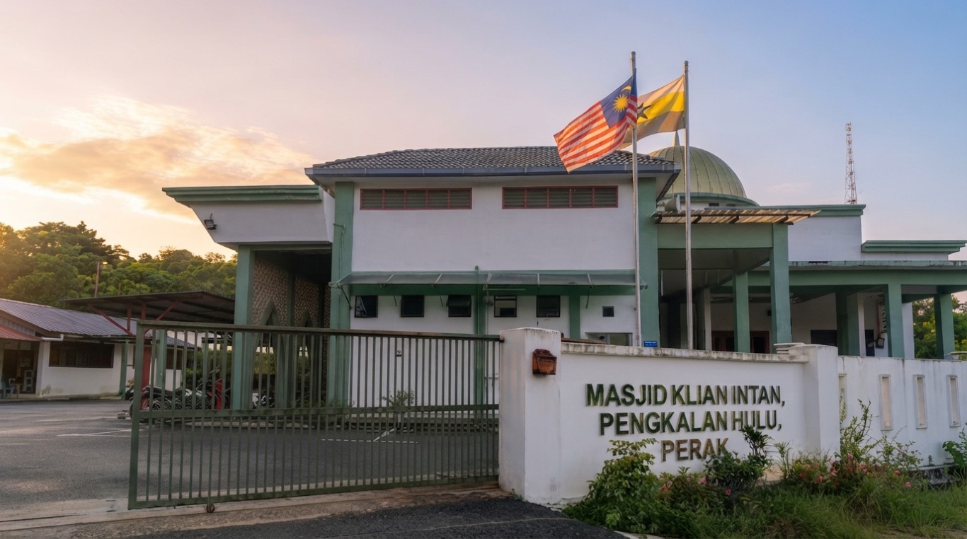 MASJID KLIAN INTAN in Perak