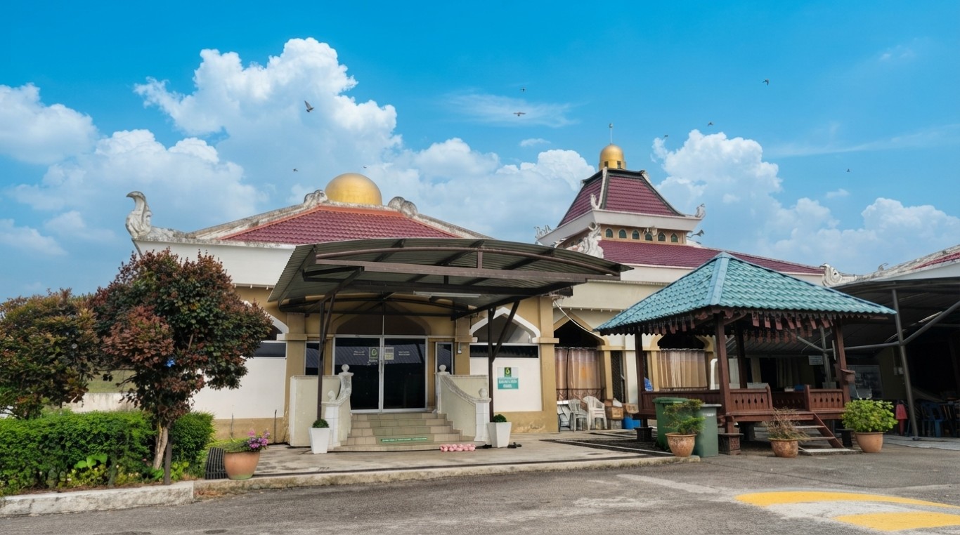 MASJID LENDU (UMAR AL-KHATTAB) gallery image in Melaka