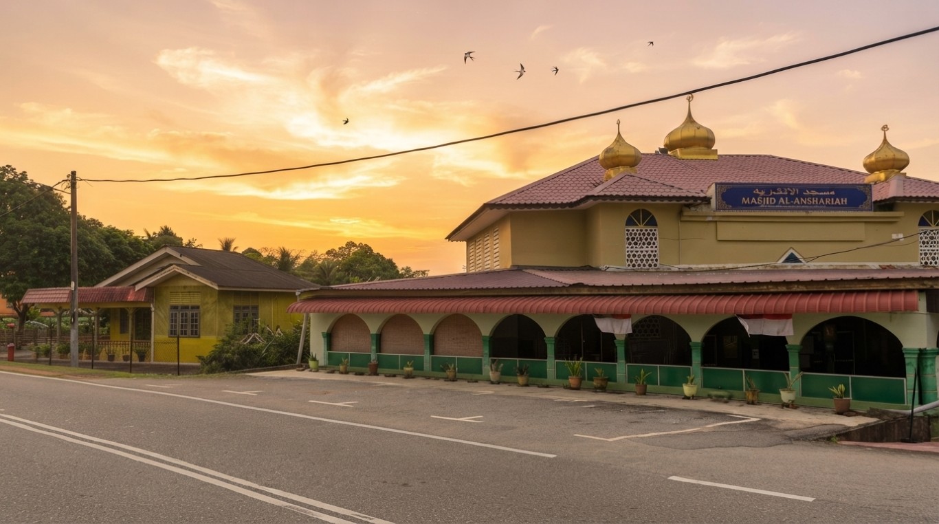 MASJID LUBOK REDAN (AL-ANSHARIAH) gallery image in Melaka