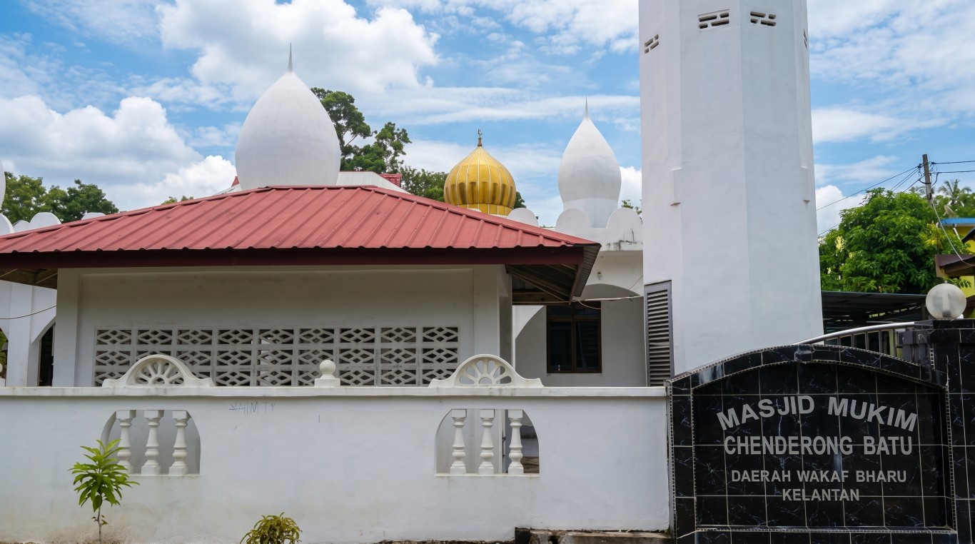 MASJID MUKIM CHENDERONG BATU gallery image in Kelantan