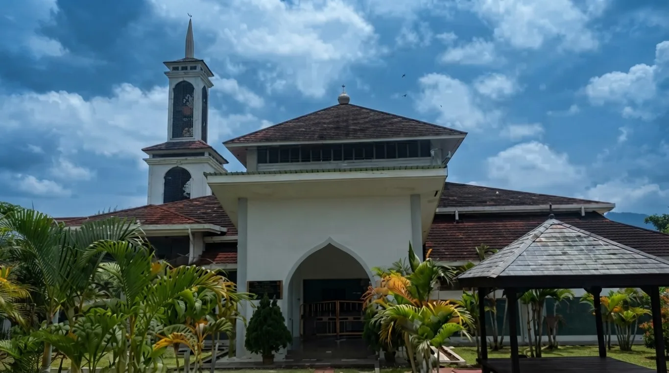 MASJID MUKIM UNIVERSITI MALAYSIA KELANTAN (KAMPUS, Kelantan