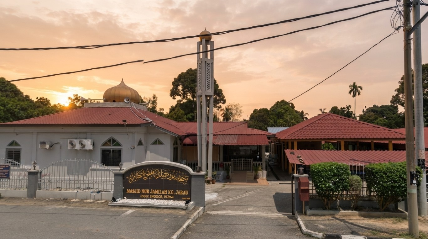 MASJID NUR - JAMILAH, KG JARAU in Perak