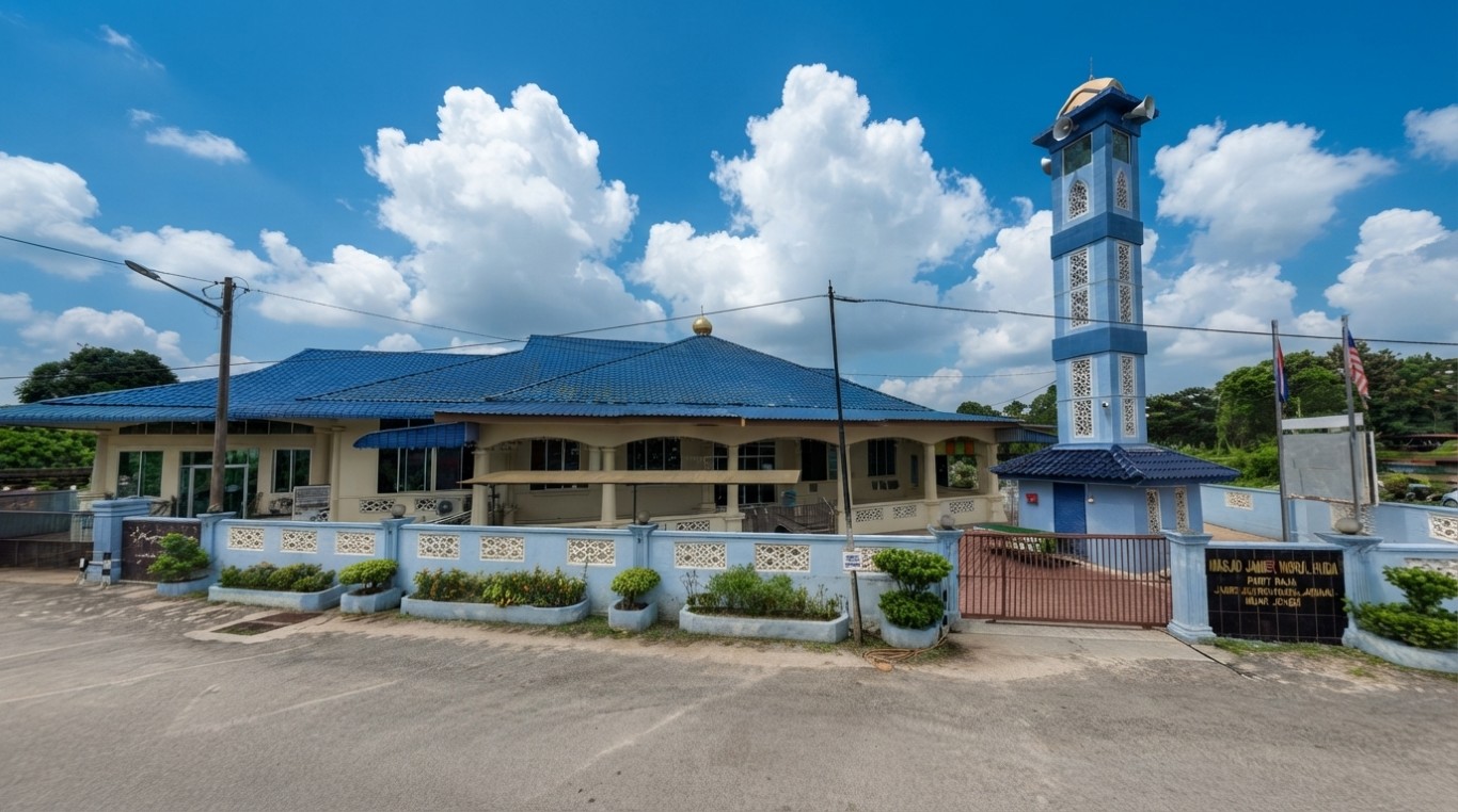MASJID NUR AL - HIDAYAH PARIT RAJA JALAN TEMENGGON in Johor
