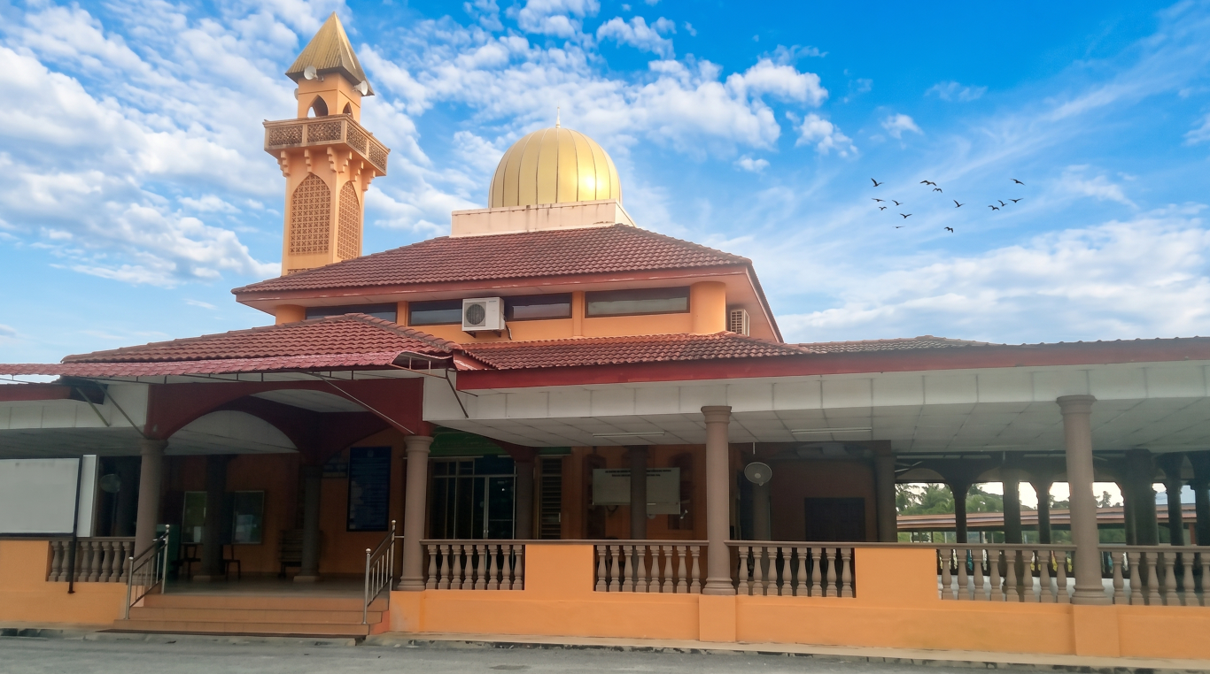 MASJID OMAR ABD. AZIZ gallery image in Pahang