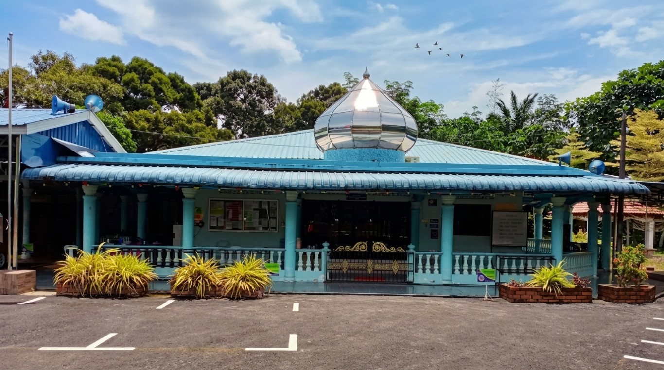 MASJID PARIT YUNOS gallery image in Johor