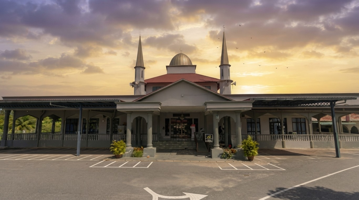 MASJID PEKAN TAWAR (ISLAHIYAH) in Kedah