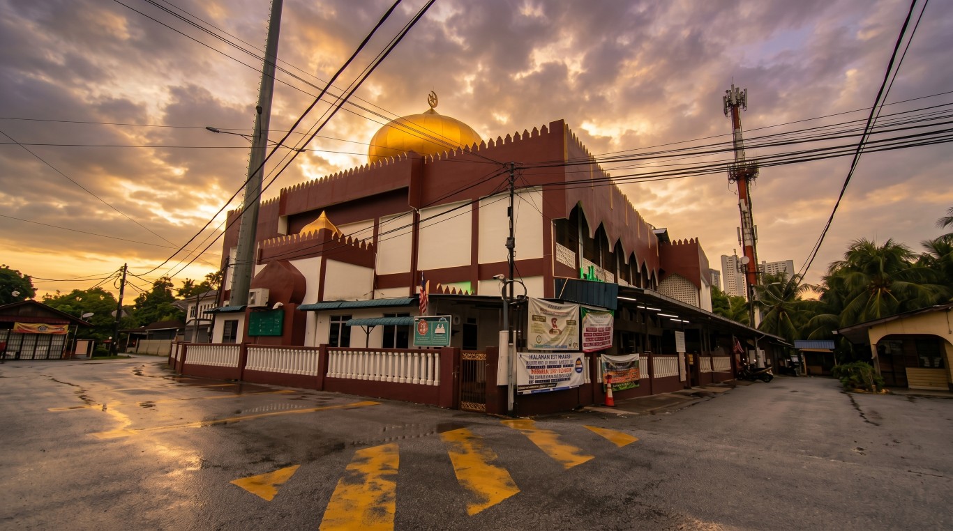 MASJID SAIDINA ALI KW in Kuala Lumpur