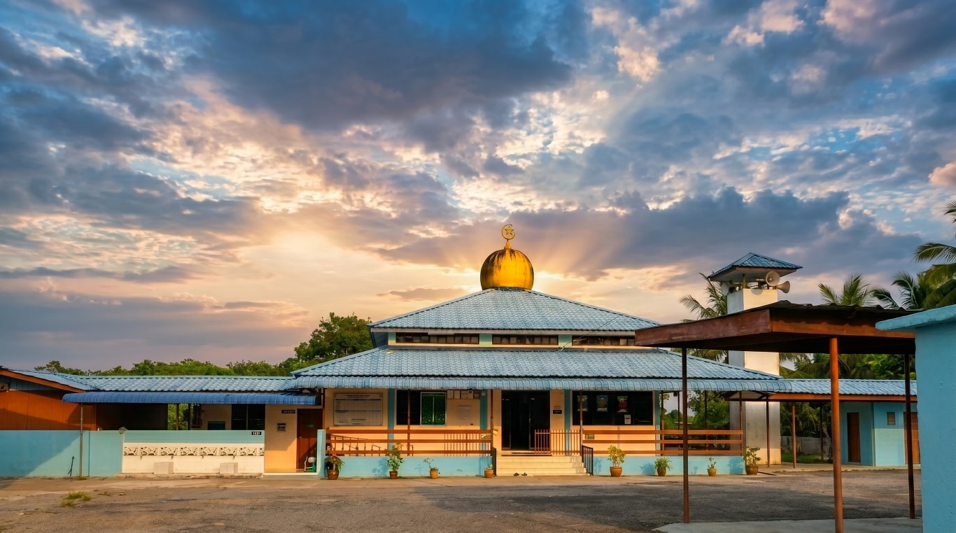 MASJID SAIDINA OMAR in Johor