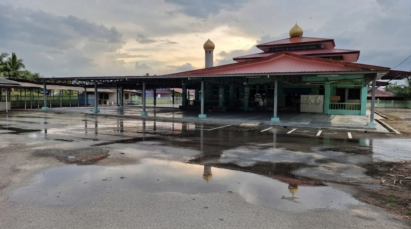 MASJID SERI MENDAPAT gallery image in Melaka