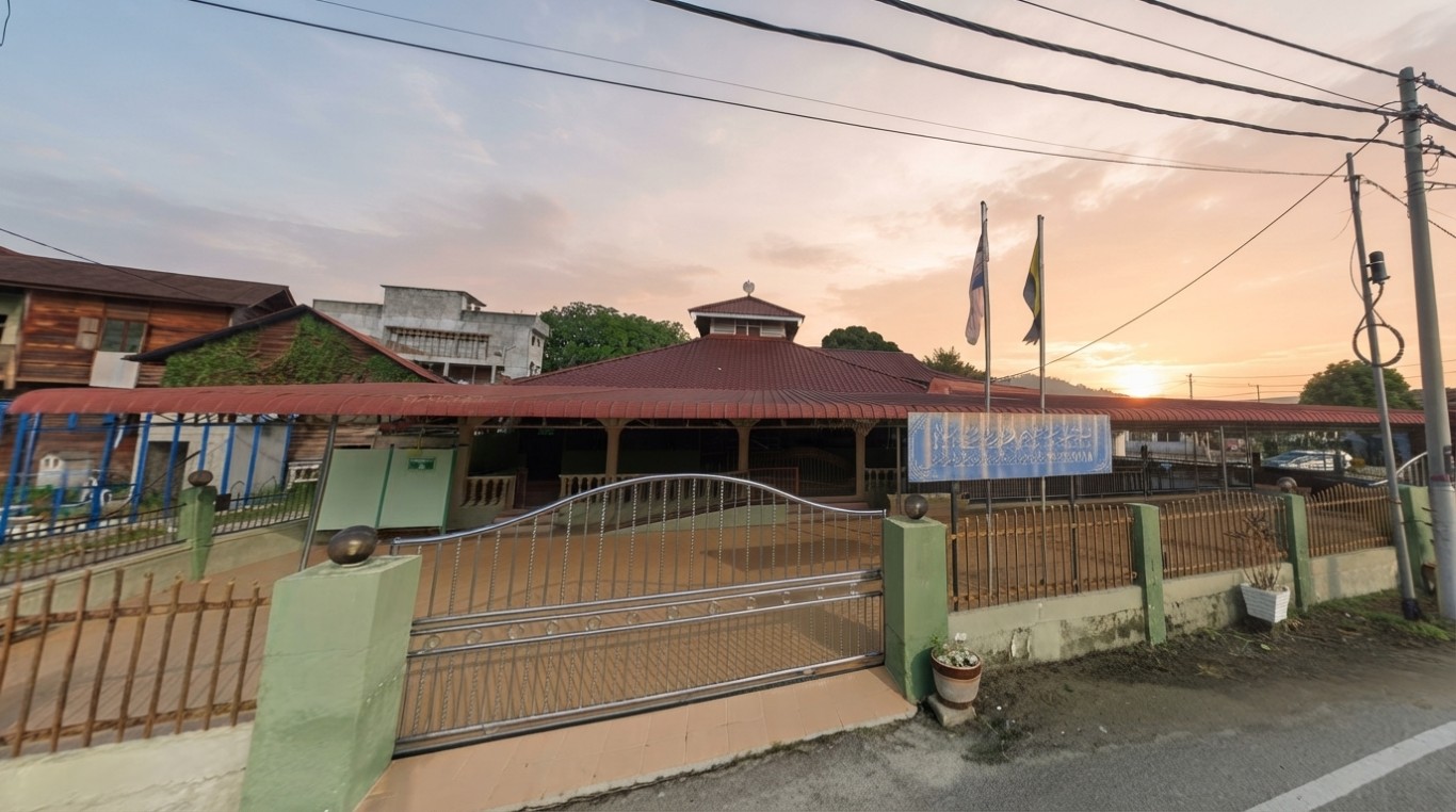 MASJID SULTAN IDRIS SHAH 1 in Perak
