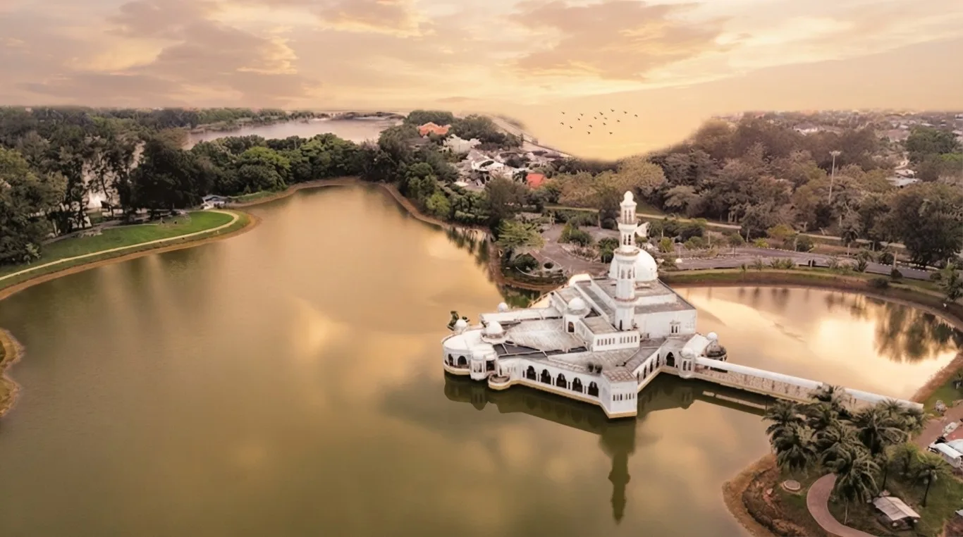 MASJID TENGKU TENGAH ZAHARAH, (KERAJAAN), Terengganu