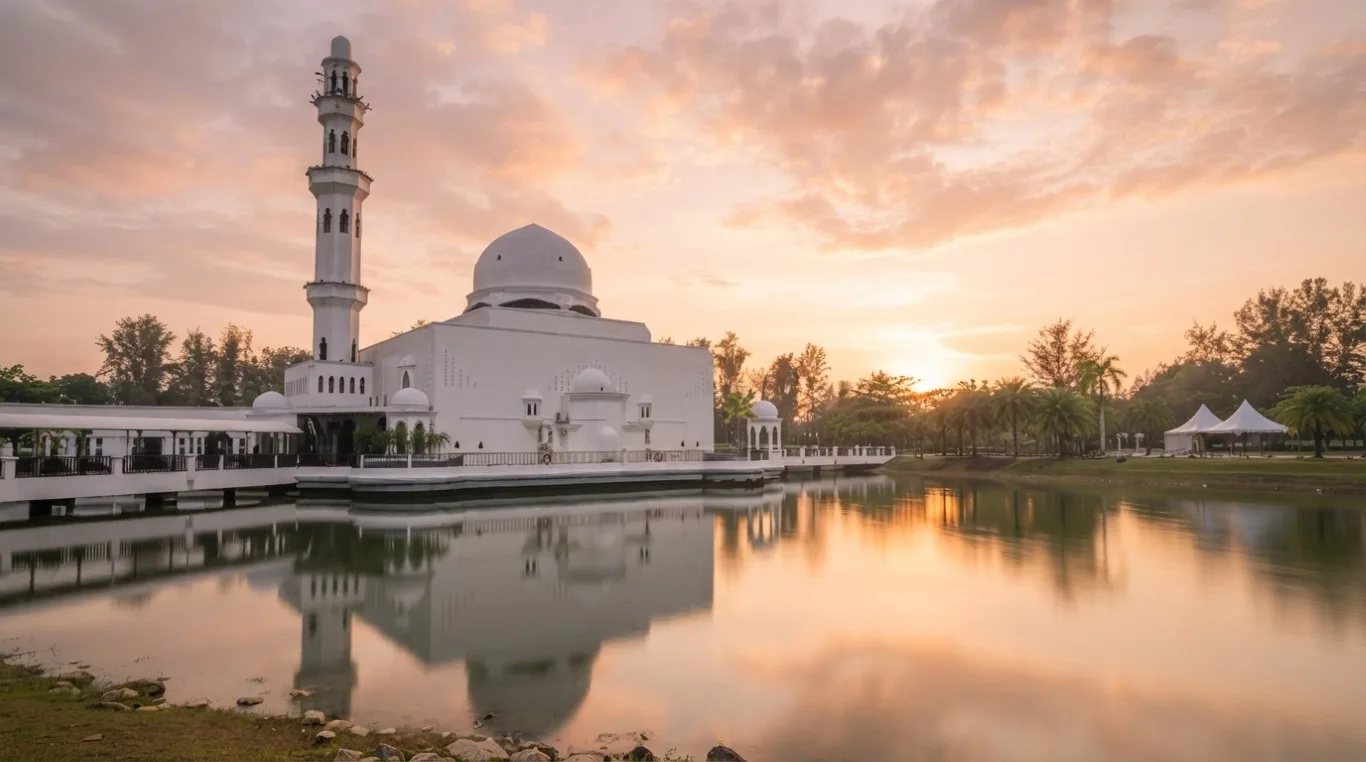 MASJID TENGKU TENGAH ZAHARAH, (KERAJAAN), Terengganu