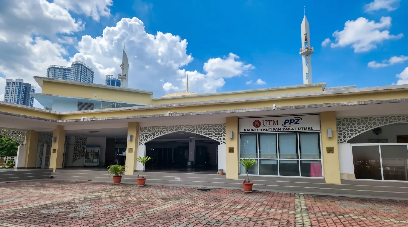 MASJID UNIVERSITI TEKNOLOGI MALAYSIA, Kuala Lumpur