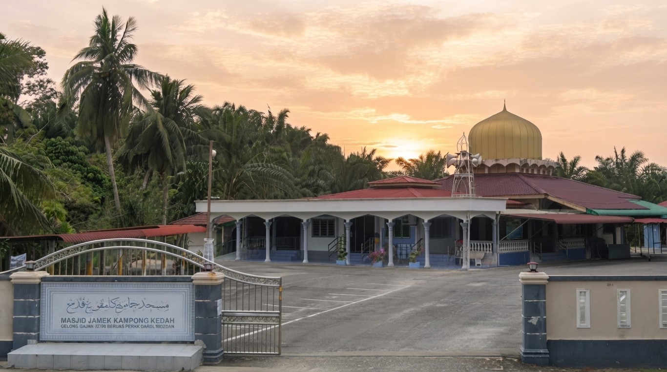 MASJID. JAMEK KPG. GUDANG in Perak