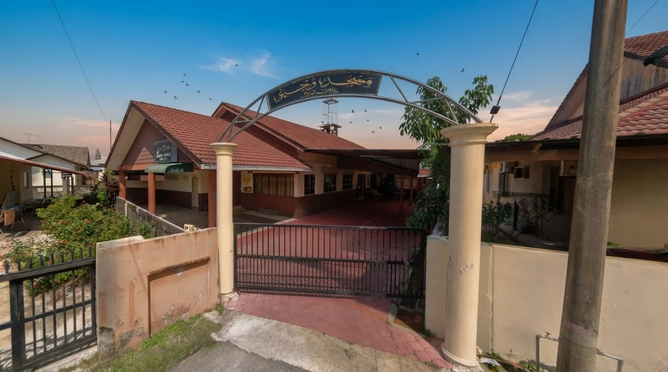 SURAU DUSUN LANGGAR in Kelantan