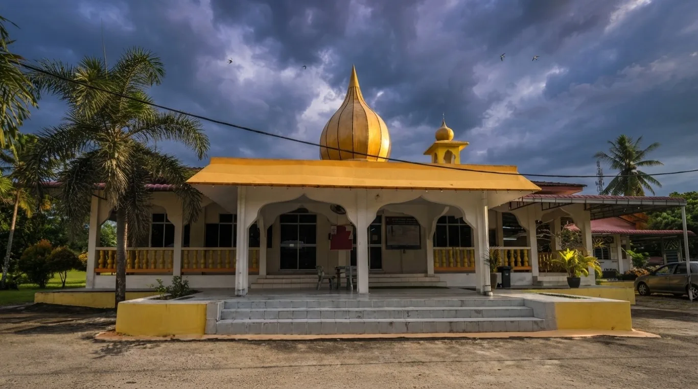 SURAU MUKIM KAMPUNG ENGGONG in Kelantan