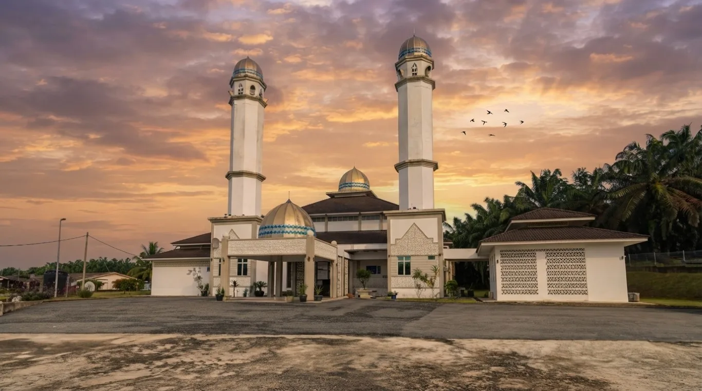 SURAU MUKIM KEBUN KUALA PERTANG in Kelantan