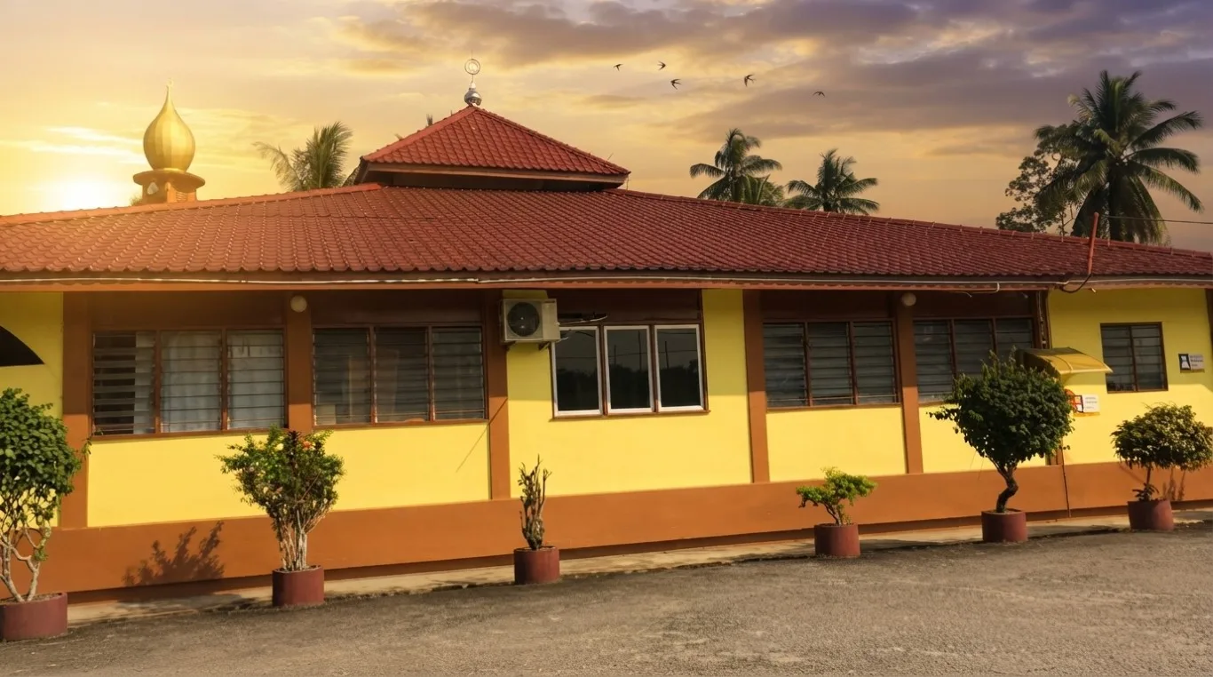 SURAU KG. PEK TIMUR in Kelantan