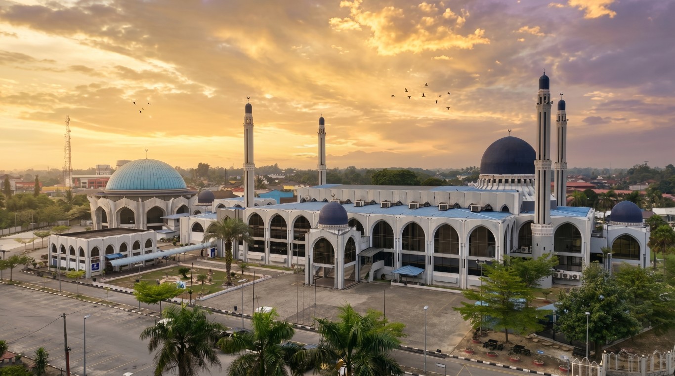 MASJID  SULTAN ISMAIL PETRA gallery image in Kelantan