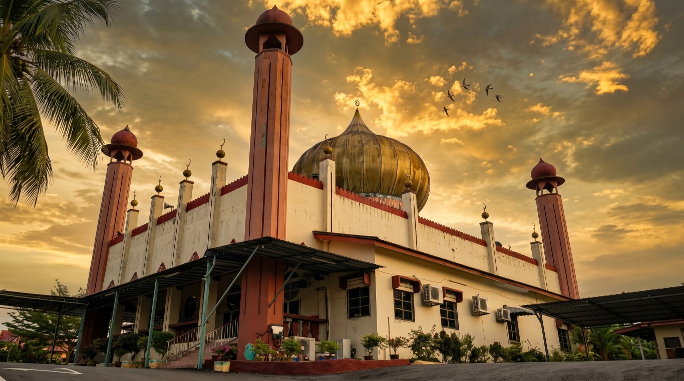MASJID ABU BAKAR MENTAKAB in Pahang