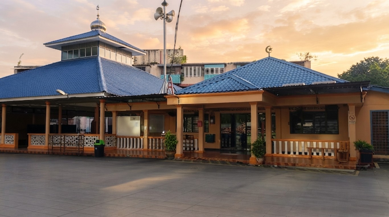MASJID AL - MANSURIAH in Selangor