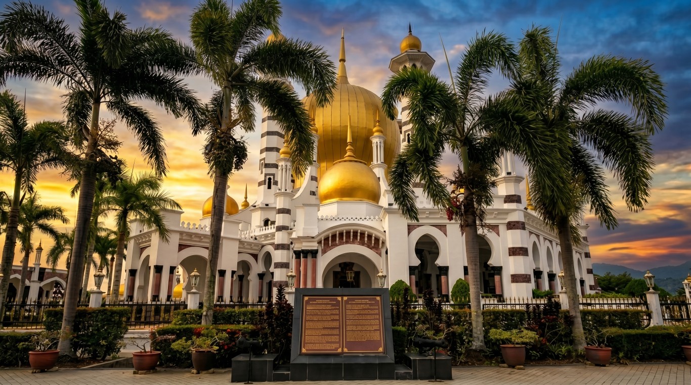 MASJID AL - UBUDIAH gallery image in Perak