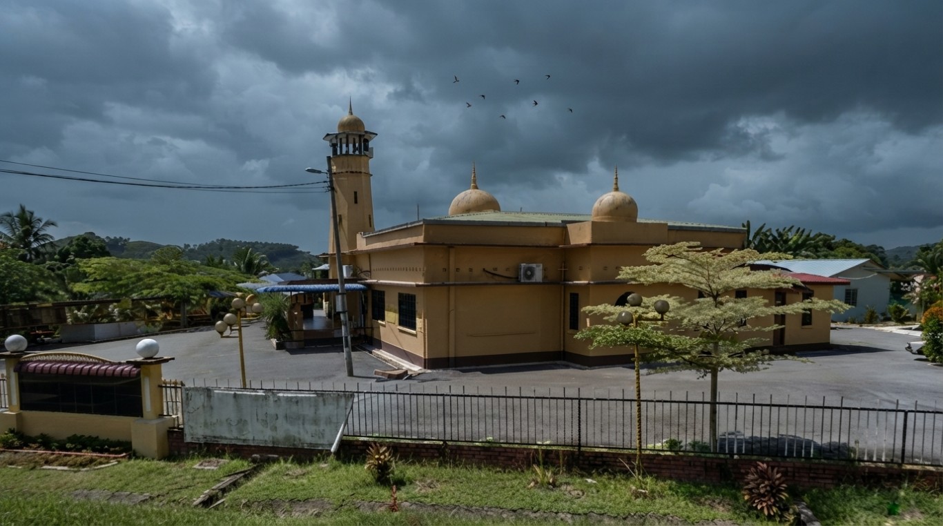 MASJID AL FALLAH (F) LURAH BILUT in Pahang