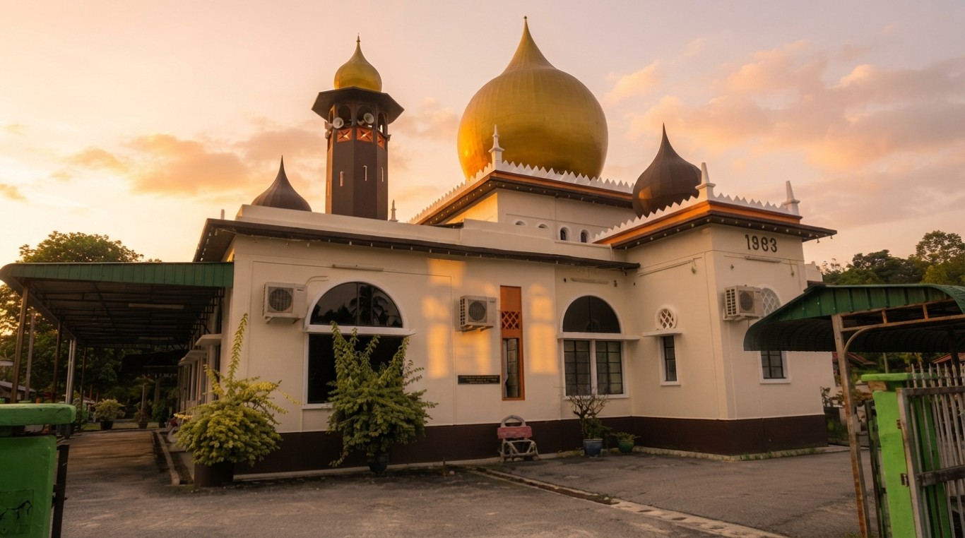 MASJID AL HADRI in Perak