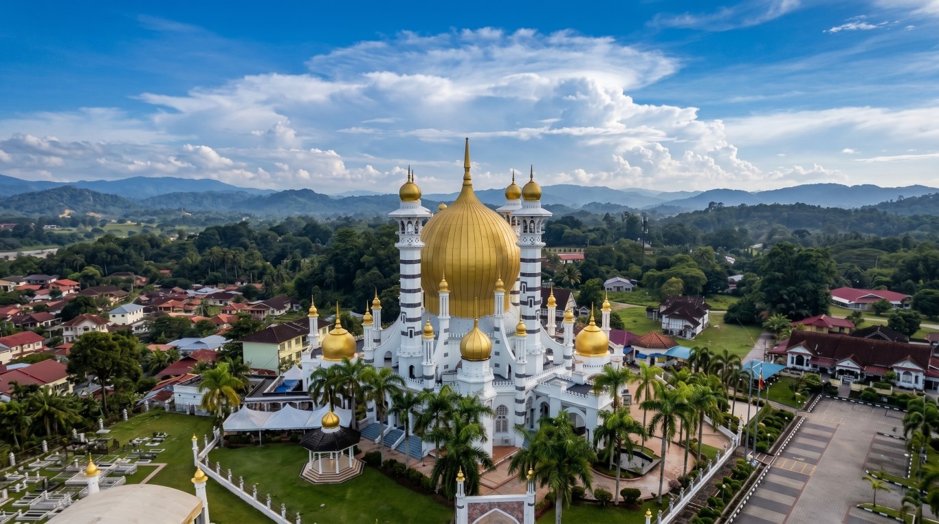 MASJID AL UBUDIAH gallery image in Perak