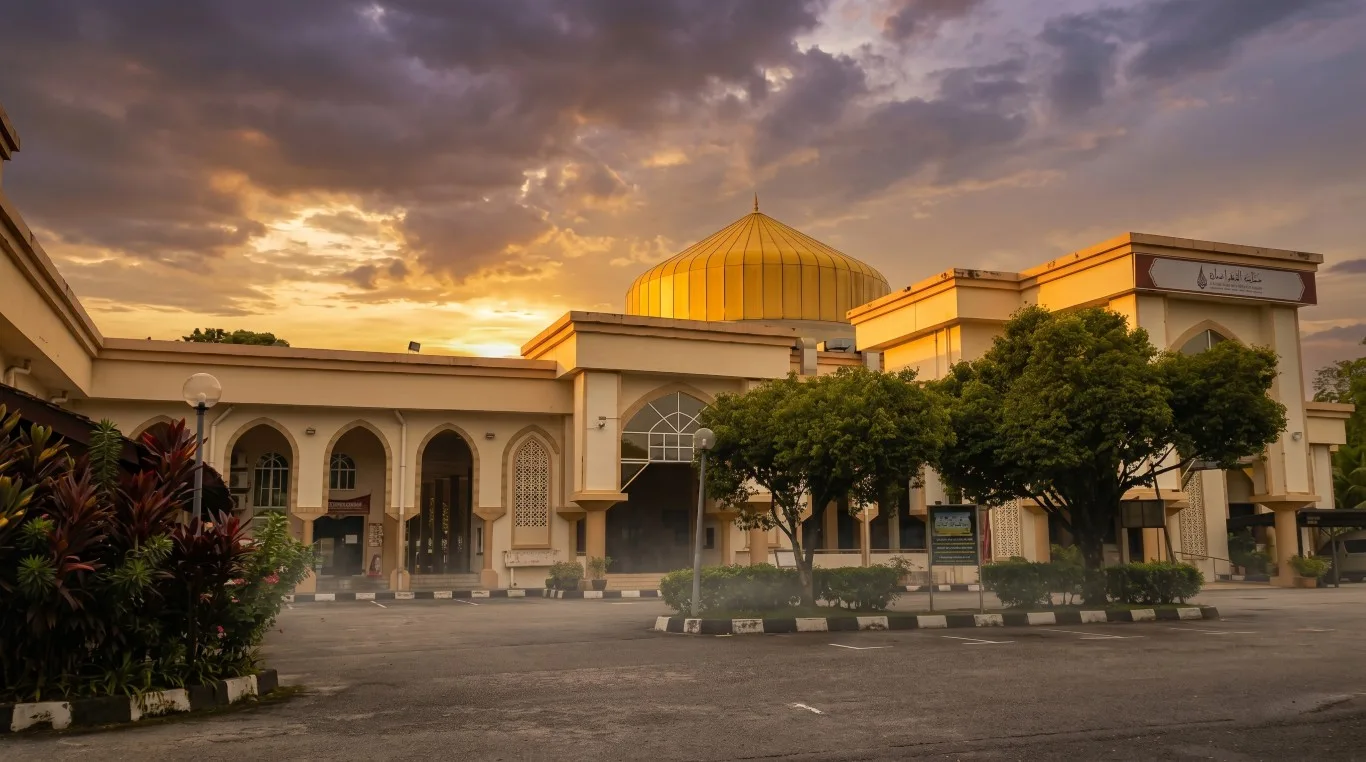 MASJID AL-IMAM AL-GHAZALI, Kuala Lumpur