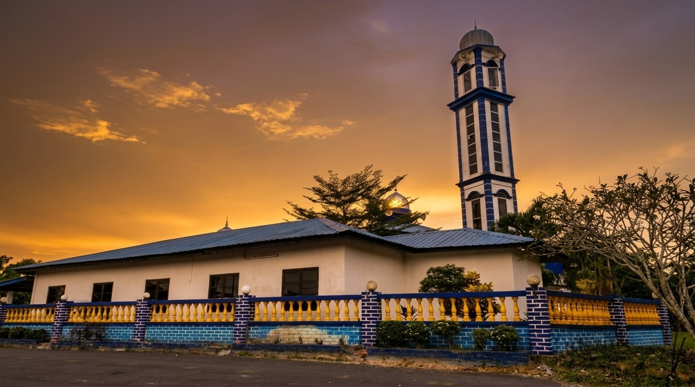 MASJID AL-MUHAJIRIN, FELDA BUKIT BATU in Johor