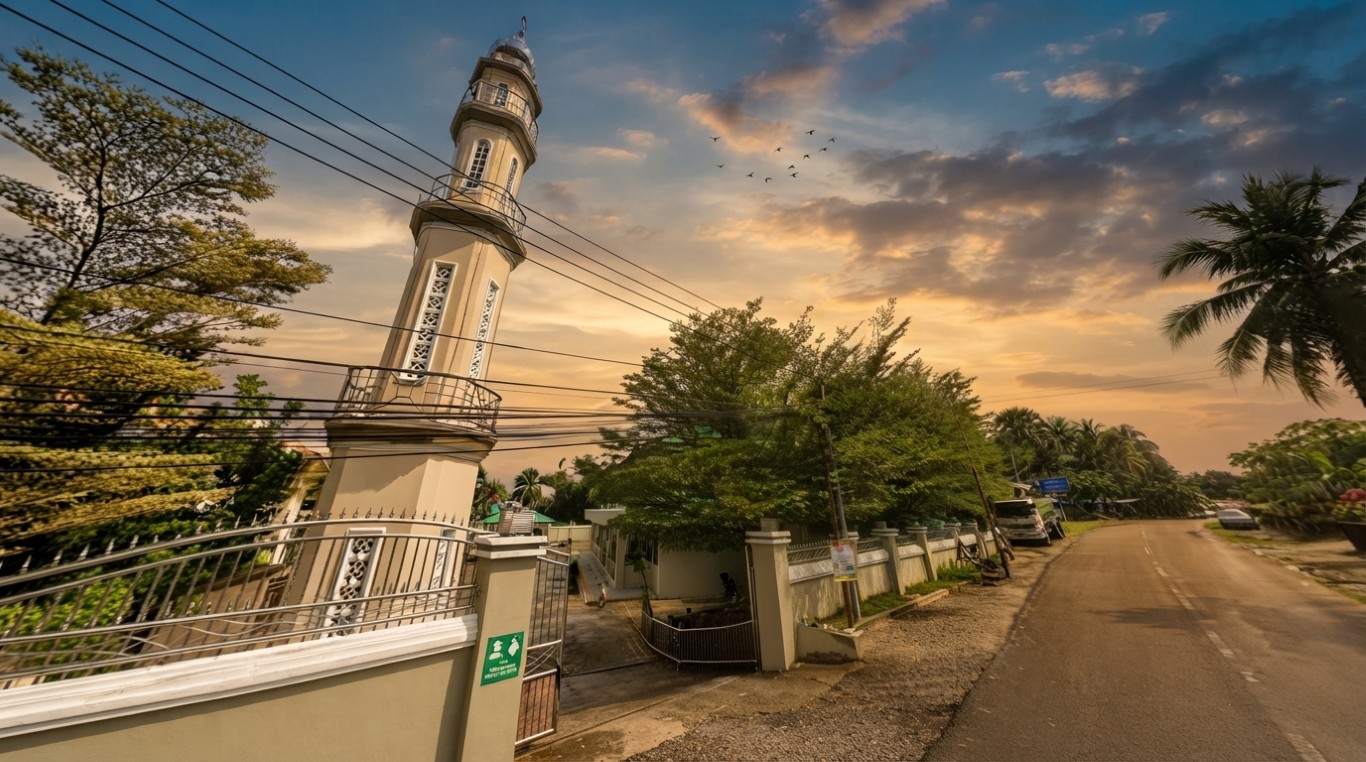 MASJID AL-MUNAWWARAH in Sabah