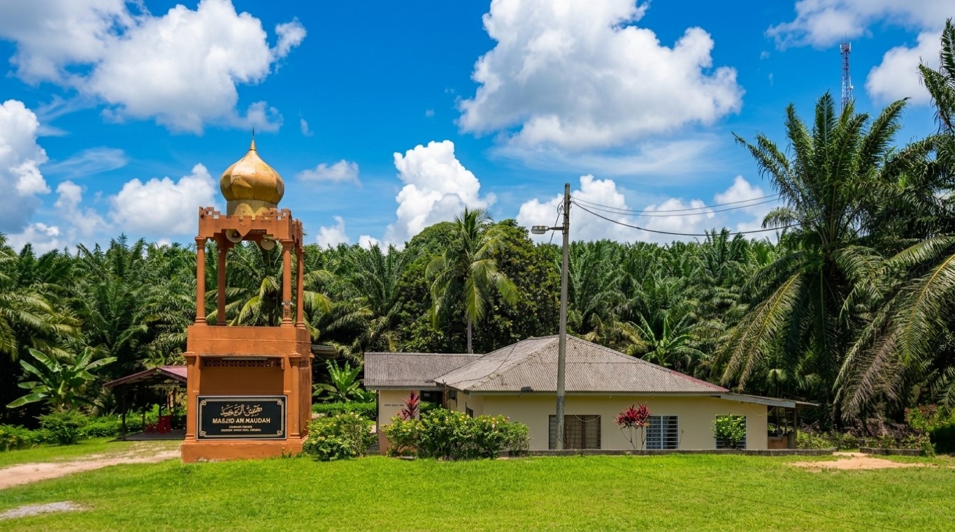 MASJID AR RAUDHAH LADANG SIANG in Johor