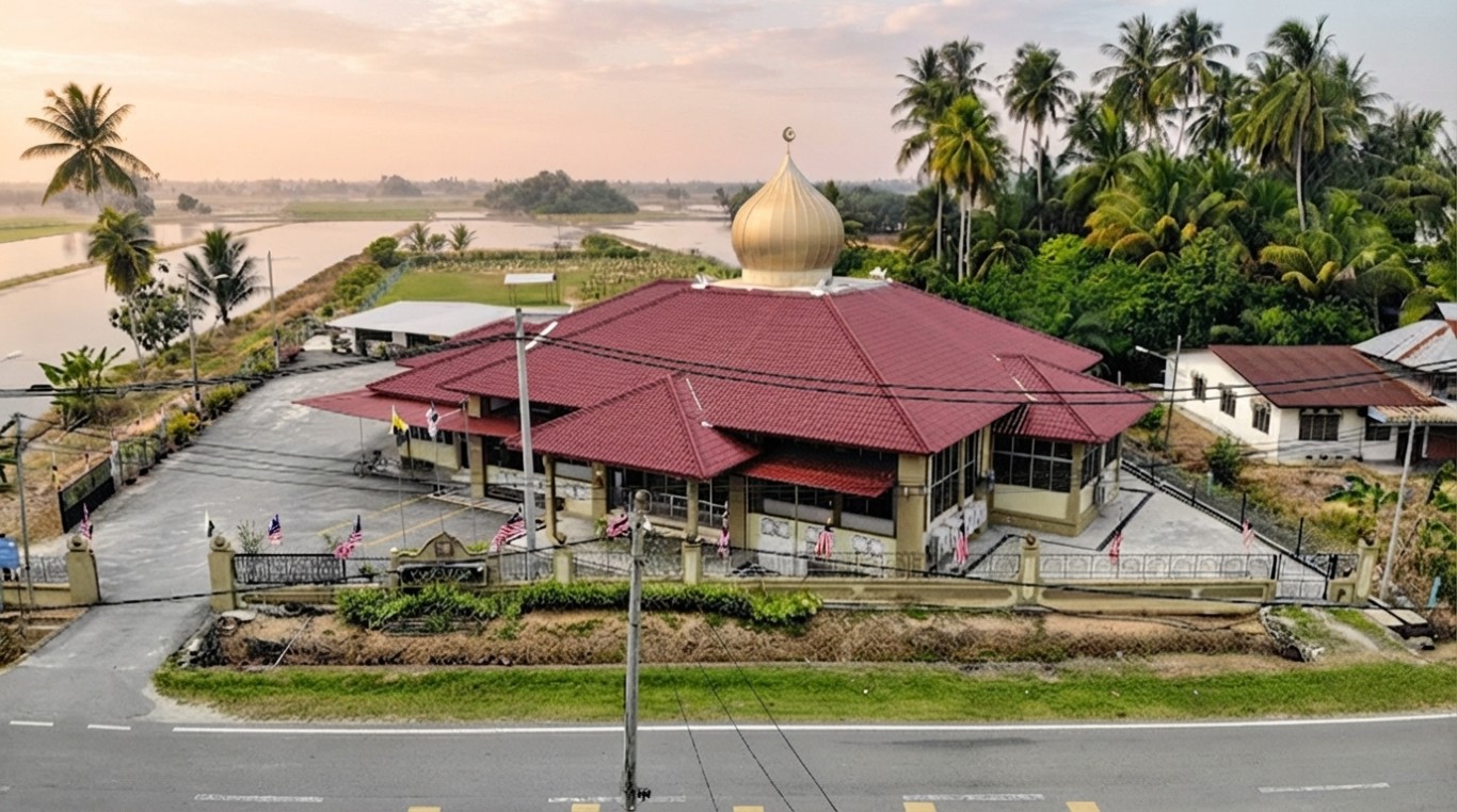 MASJID ASY SYAKIRIN in Perak