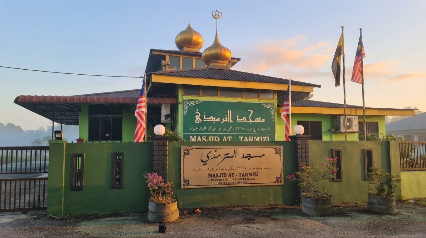 MASJID AT TARMIZI in Perak
