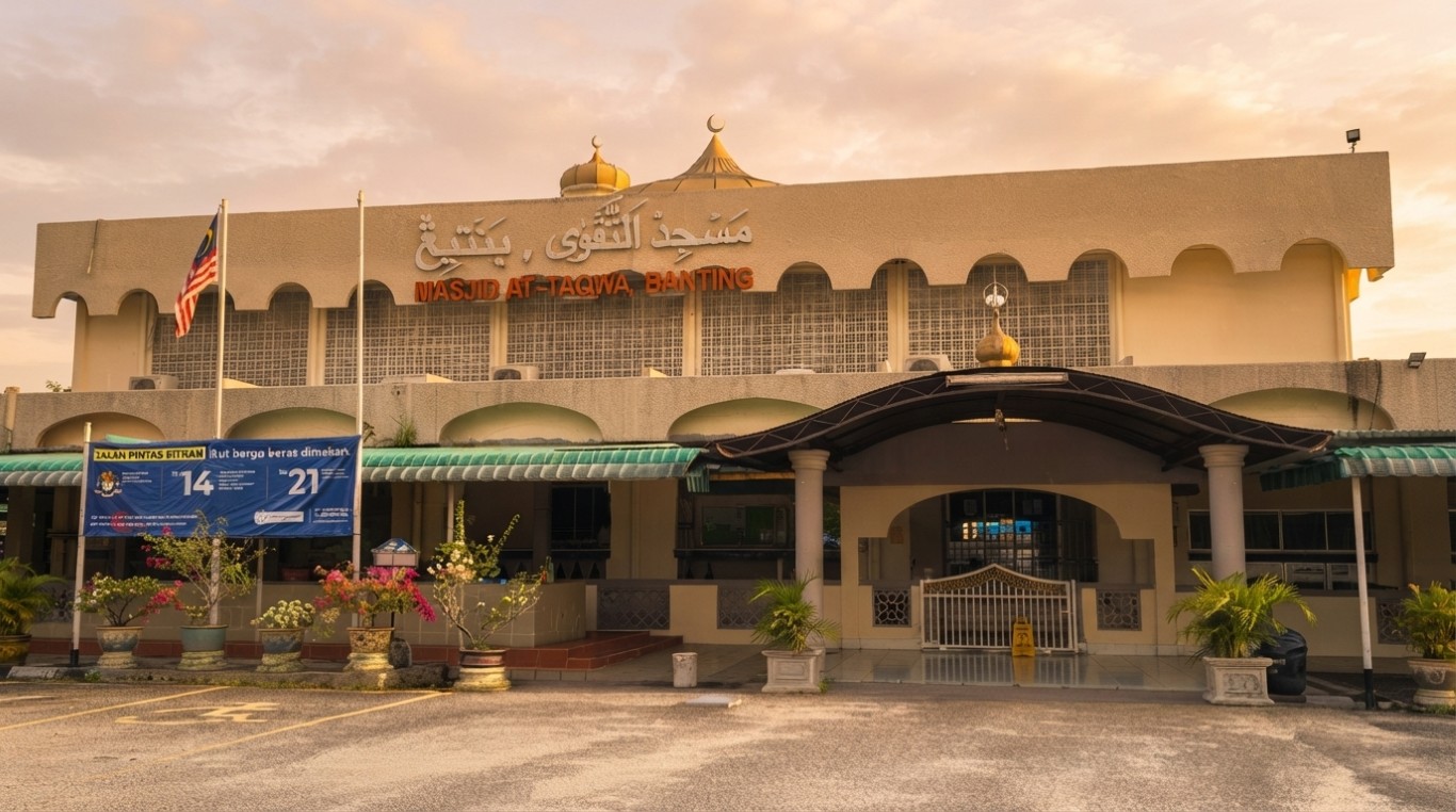 MASJID AT-TAQWA, PEKAN BANTING in Selangor