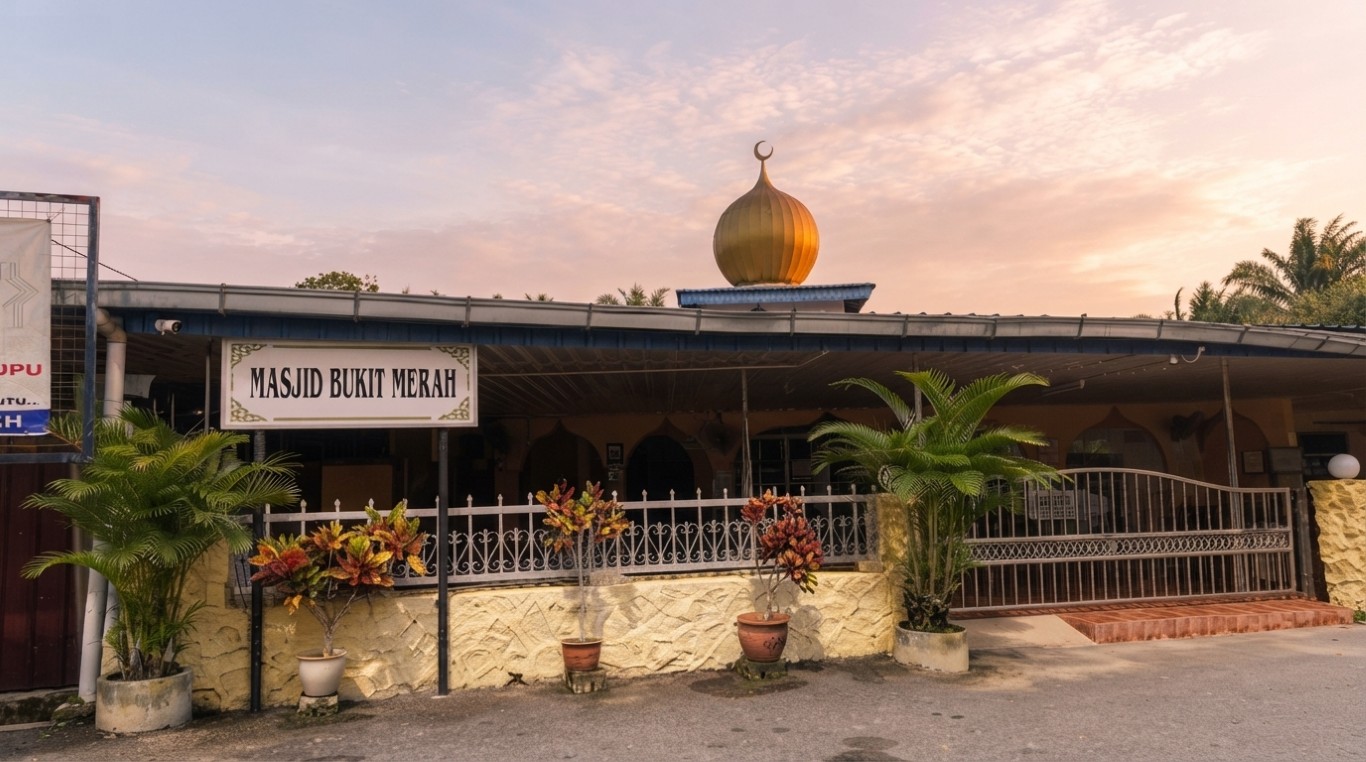 MASJID BUKIT MERAH in Perak
