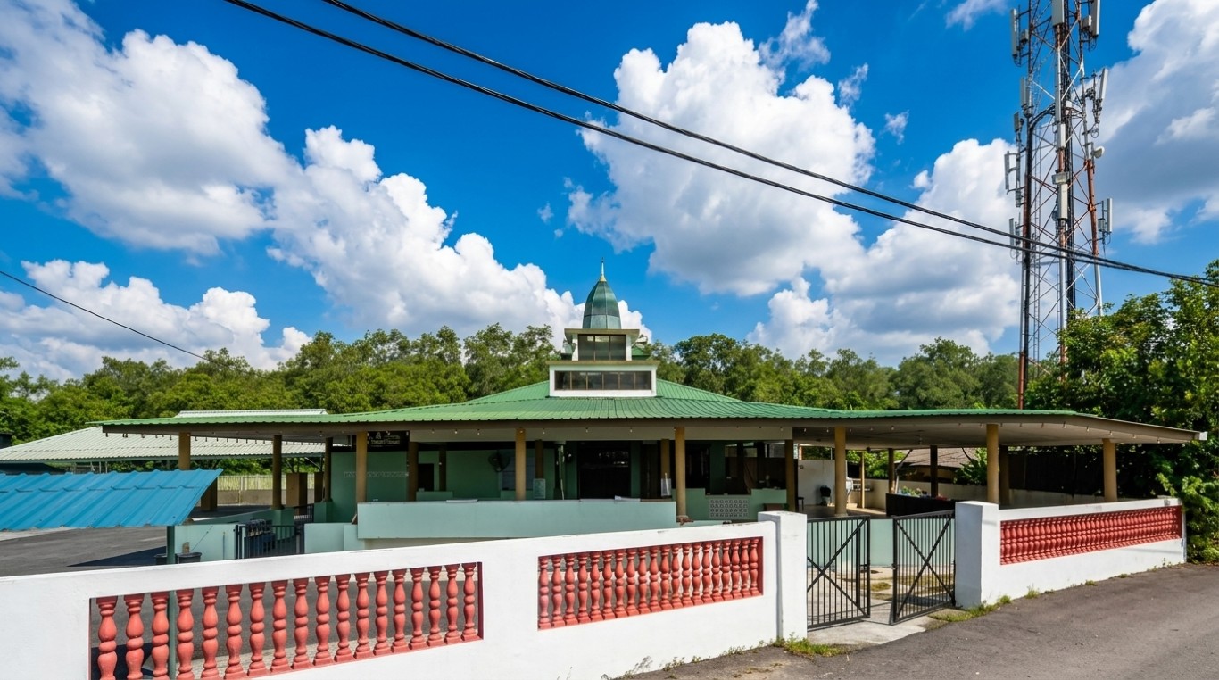 MASJID DATO' HAJAH FATIMAH in Johor