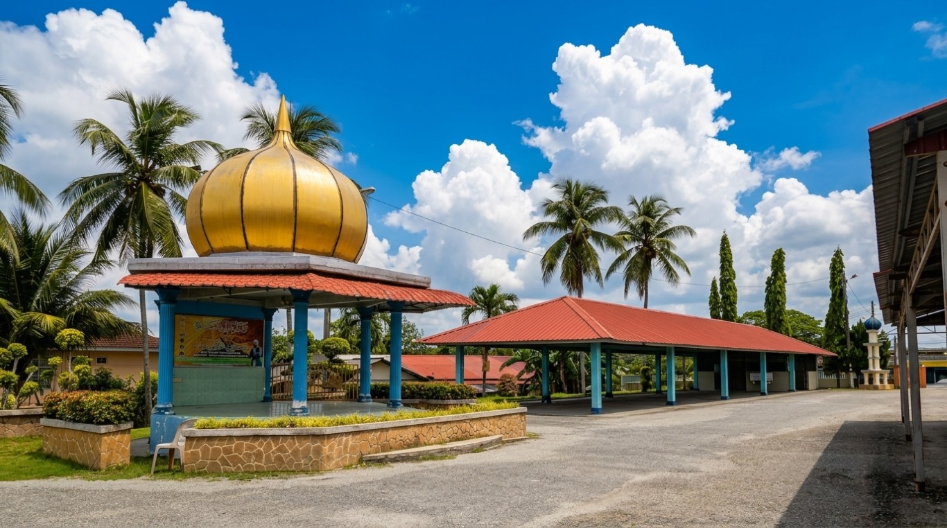 MASJID FELDA AIR TAWAR 5 in Johor