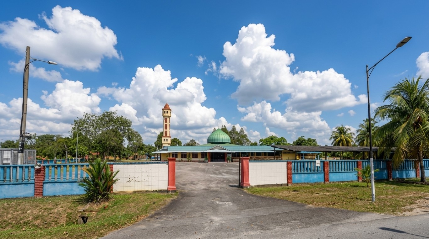 MASJID FELDA CAHAYA BARU in Johor