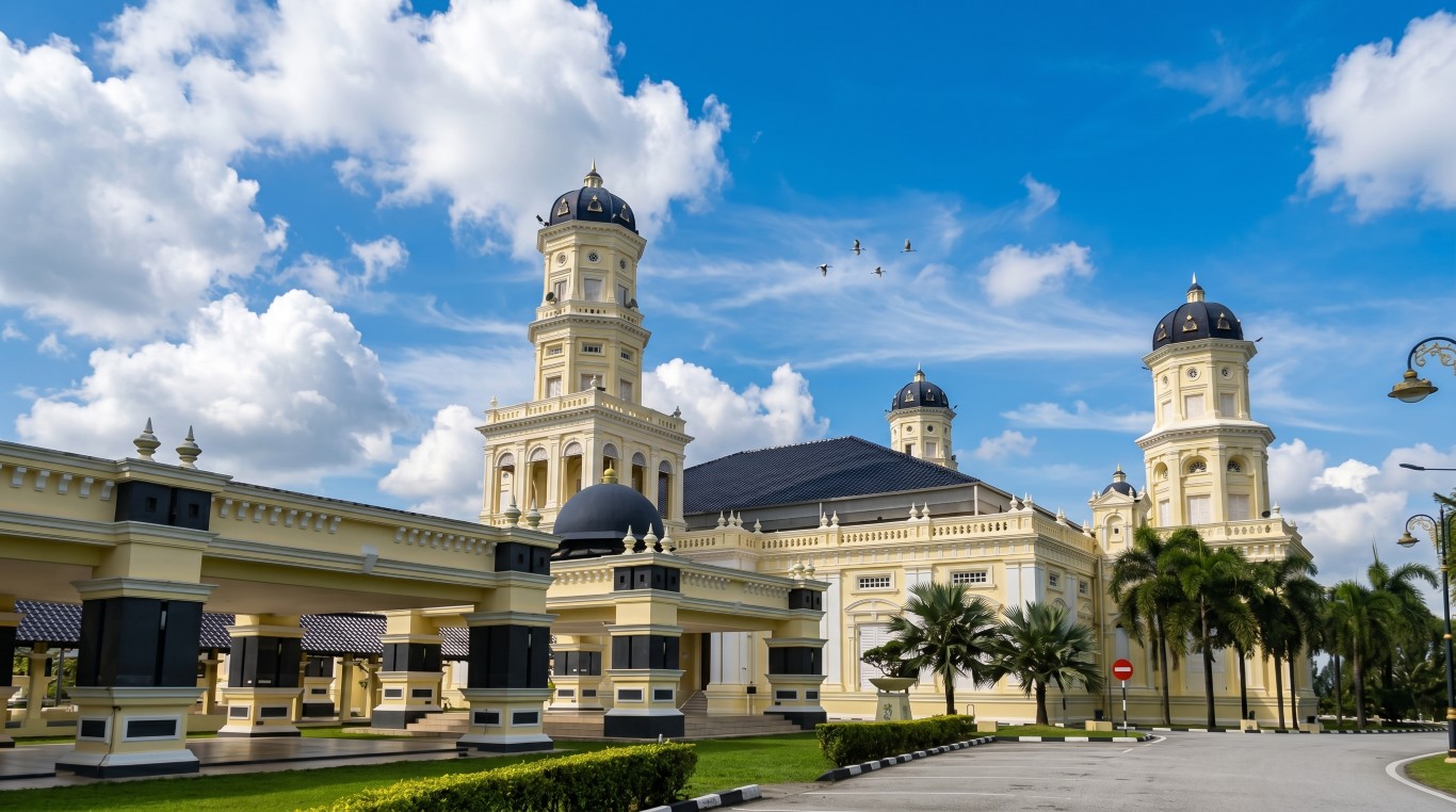 MASJID INTAN ABU BAKAR gallery image in Johor