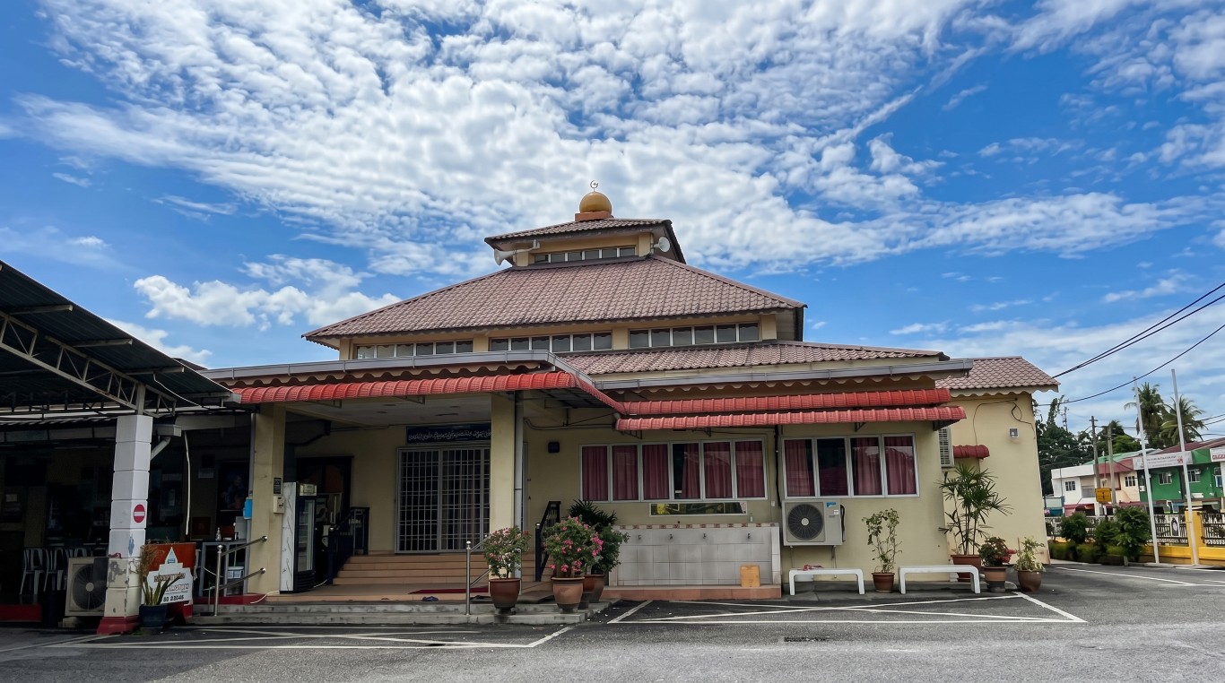 MASJID JAMEK AL-MUHTADIN BIDOR gallery image in Perak