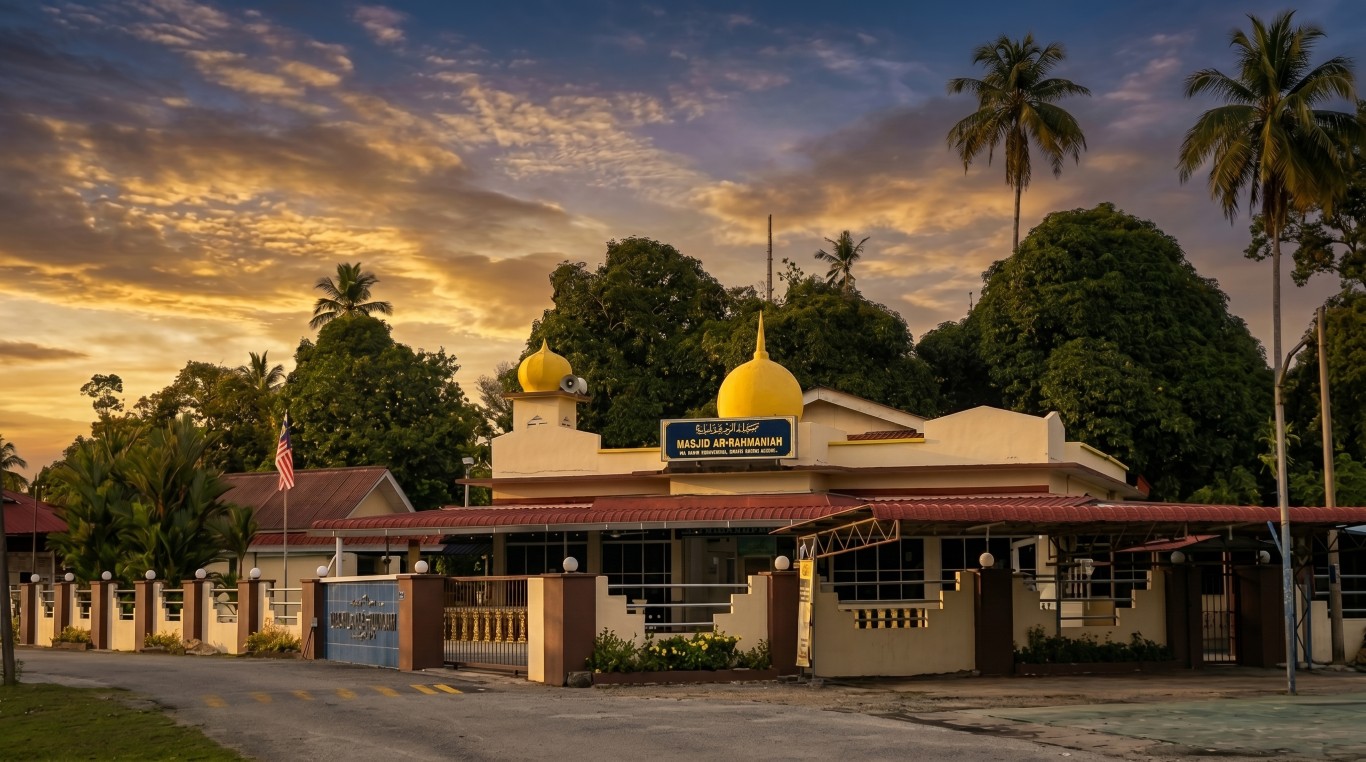 MASJID JAMEK RAHMANIAH in Perak