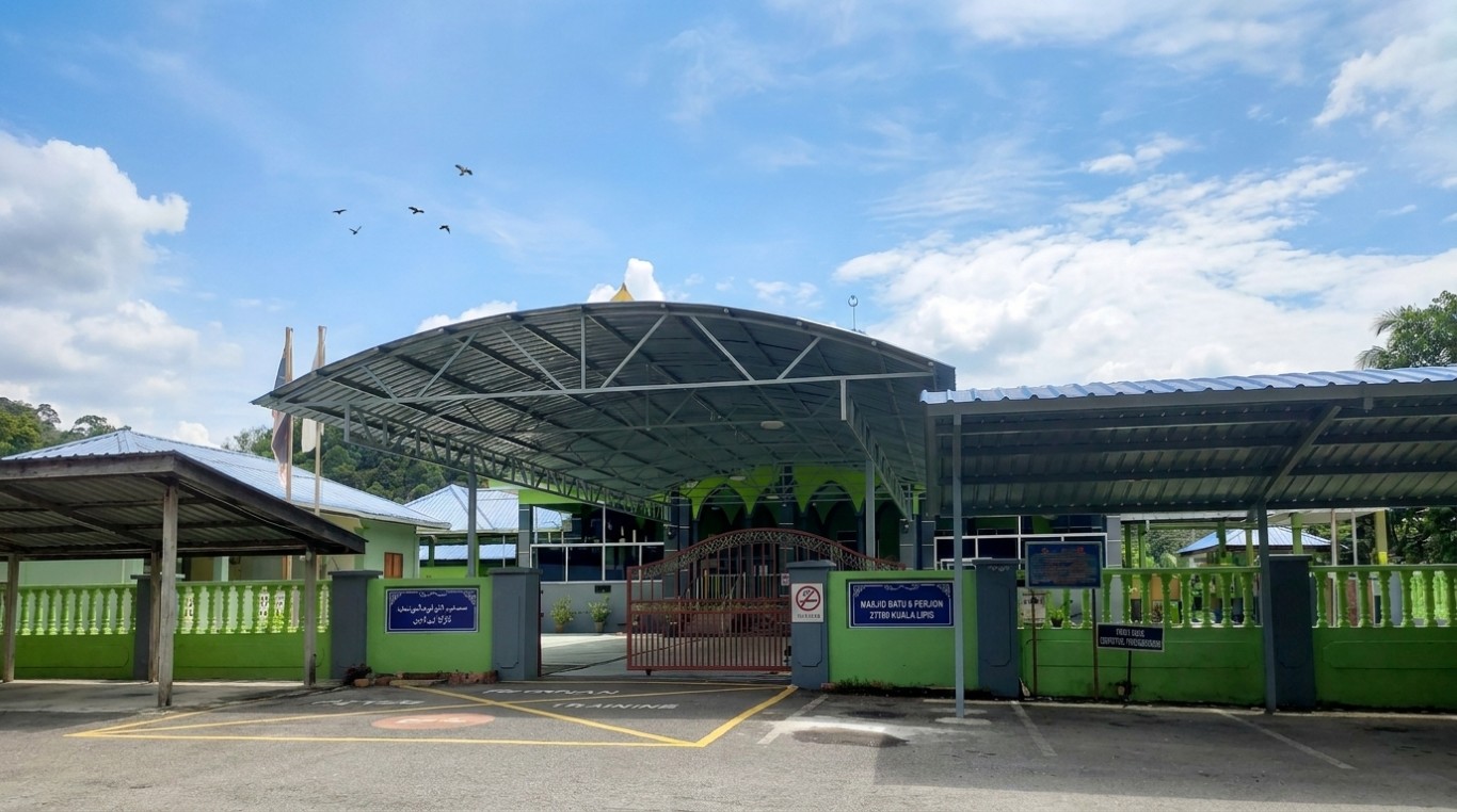 MASJID KAMPUNG BANDAR/ SUNGAI MUN in Pahang