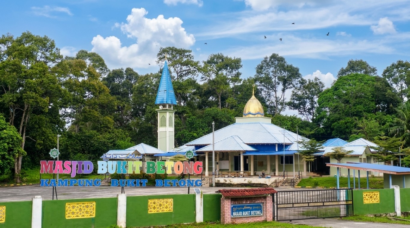 MASJID KAMPUNG BUKIT RANG in Pahang
