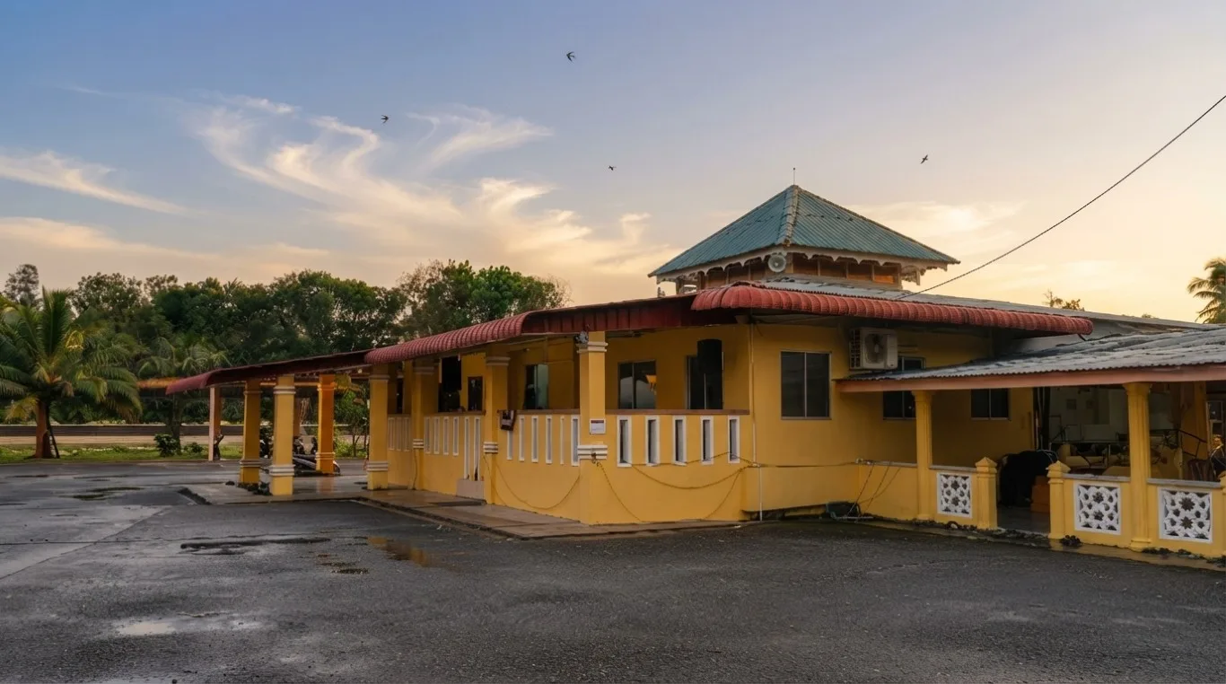MASJID KAMPUNG RHU SEPULUH, Terengganu